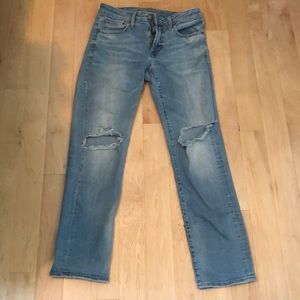 American Eagle Light Wash Jeans